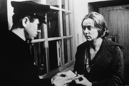 Файл:Zerkalo 1974 movie screen 4.jpg