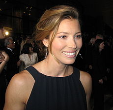 Файл:230px-Jessica Biel Palm Film Festival.jpg