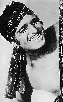 Файл:Thief of Bagdad 1924 Fairbanks.jpg