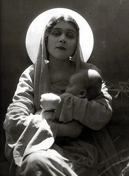 Файл:Theda-Bara2.jpg