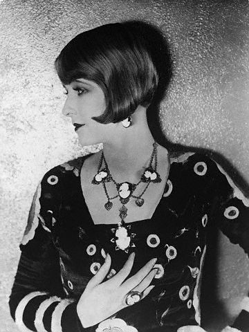 Файл:Claire-Windsor-2.jpg