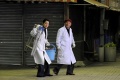 Akiresu to kame 2008 movie screen 2.jpg