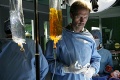 House MD 2004 movie screen 3.jpg